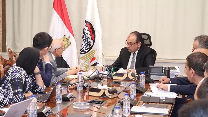  وزير قطاع الأعمال يبحث مشروع الأمونيا الخضراء مع تحالف دولي: 420 ألف طن مستهدف الإنتاج 