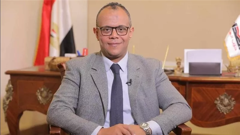 خبير اقتصادي: خدمة الدين تمثل العائق الأكبر أمام تحسن الاقتصاد المصري