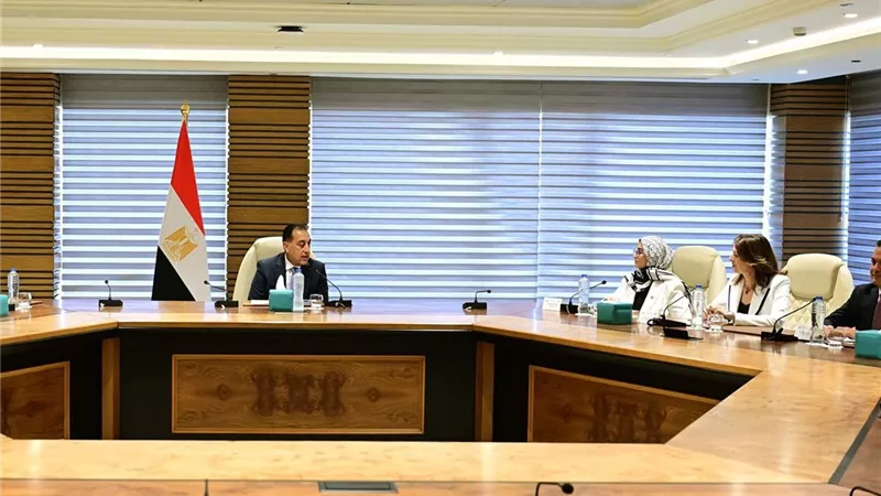 وزراء العالم يشيدون بتجربة مصرفي القضاء على فيروس سي وتطوير الرعاية الصحية