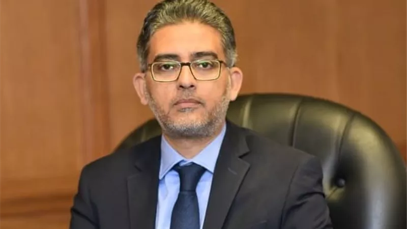 رئيس الوزراء يصدر قرار تعيين الدكتور أحمد عبد العزيز نائبًا للرقابة المالية