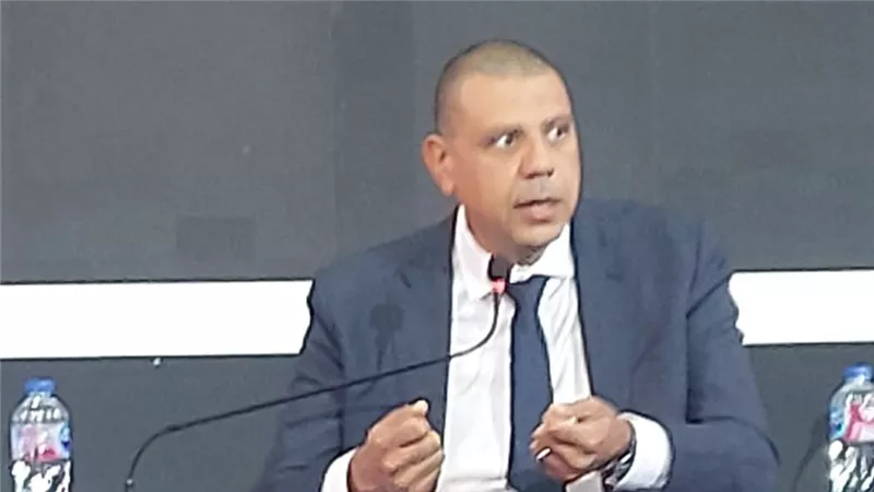محمد عاصم: المستقبل المالي يحسم قدرة المؤسسات لملاحقة احتياجات العميل المتغيرة
