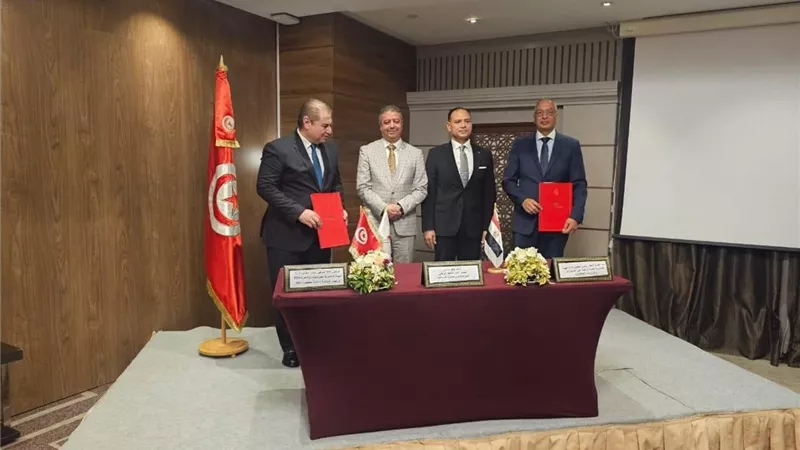 مصر وتونس توقعان مذكرة تفاهم للاعتراف المتبادل بشهادات المطابقة للسلع الصناعية غيرالغذائية