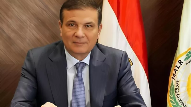 وزير الزراعة يحيل ملف جمعية منتجي الأرز للنيابة العامة بعد مخالفات مالية وإدارية