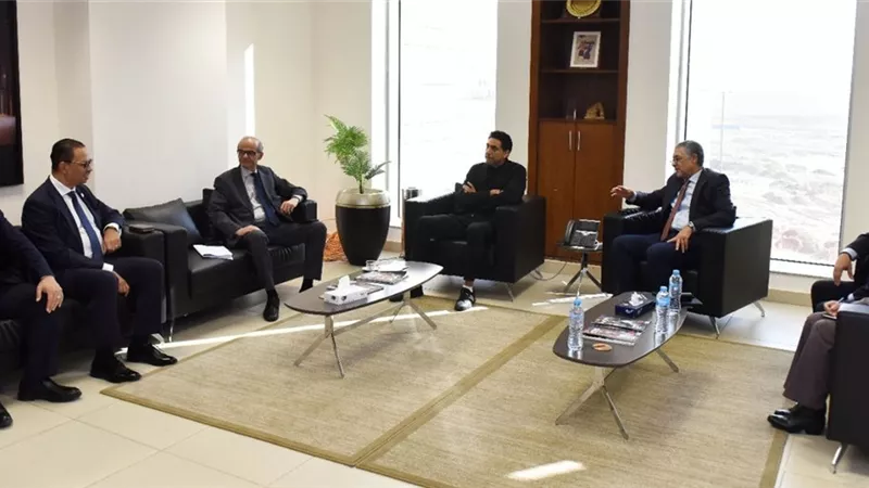 هيئة الاستثمار تبحث مع «مينهارت» السنغافورية التوسع في مشروعات سياحية جديدة بمصر
