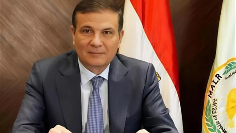 وزير الزراعة: نجاح غير مسبوق في جمع وتدوير قش الأرز وتجاوز المستهدف بالمحافظات 