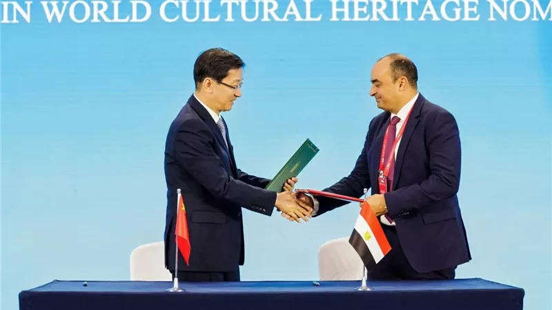 المجلس الأعلى للآثار يوقع اتفاقية تعاون مع التراث الثقافي الصيني رسميًا