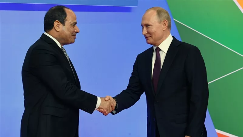 السيسي وبوتين يشهدان تركيب وعاء ضغط المفاعل بالضبعة.. ومصر تحتفل بإنجاز نووي تاريخي