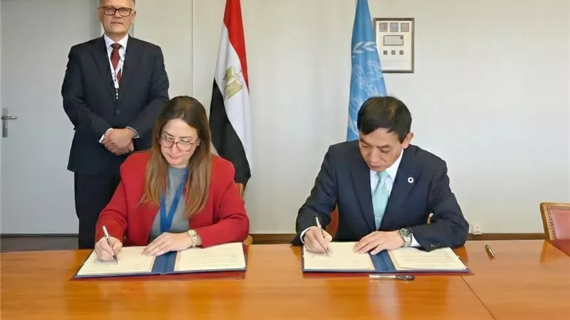 اتحاد البريد العالمي يشيد بدور مصر.. ويجدد اتفاقية مركز التدريب