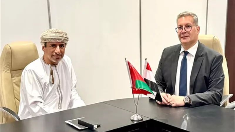 «بدوي» يفتح آفاقًا جديدة للشركات المصرية في مشروعات الغاز والبنية التحتية بٌعمان