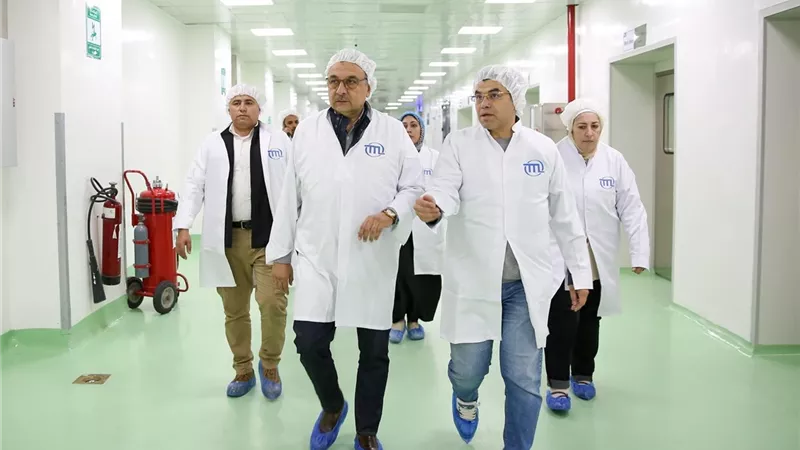وزير قطاع الأعمال: ممفيس للأدوية تحقق أرباحًا 153 مليون جنيه ونمو25% بالمبيعات