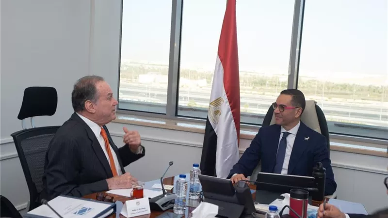 حسن الخطيب: نستتهدف خفض أعباء الاستثمار والتجارة بنسبة 90% 