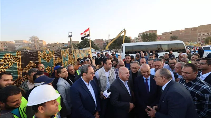 53 كوبري و73 محور على النيل: خطة عملاقة لإعادة هندسة حركة النقل في صعيد مصر
