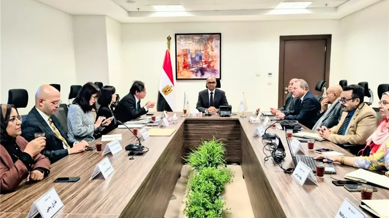نائب وزير الإسكان يلتقي وفد مؤسسة اليابان للاستثمار الخارجي في البنية التحتية لبحث أوجه التعاون