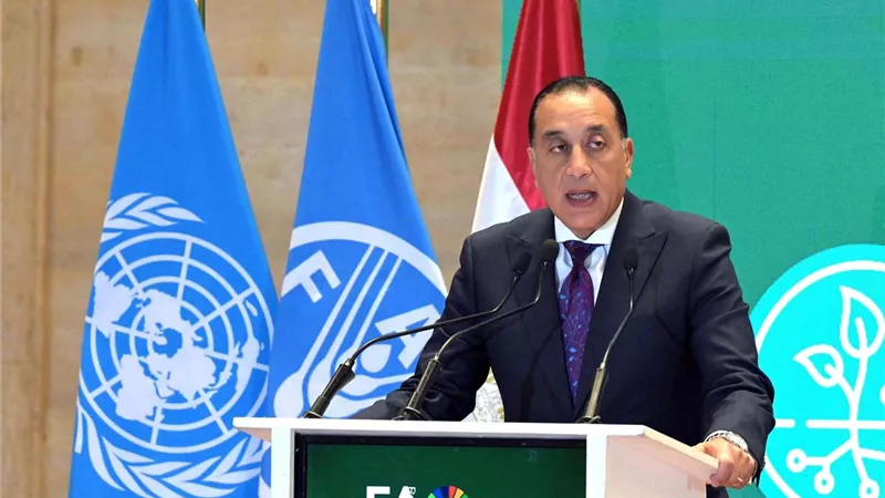 رئيس الوزراء: مصر تؤكد التزامها بتعزيز التعاون مع 