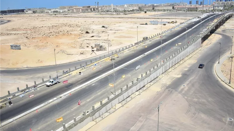 جهاز العلمين الجديدة: غلق جزئي لطريق C3 لتنفيذ أعمال مسار القطار السريع