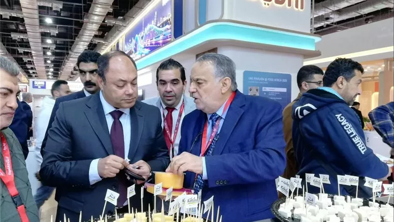 رئيس تنمية الصعيد يبحث تعزيز الاستثمار والتصدير خلال مشاركته في 
