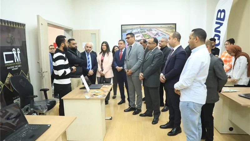 QNB و«صناع الخير» يوزعان منحاً دراسية على طلاب جامعة طبية التكنولوجية بالأقصر