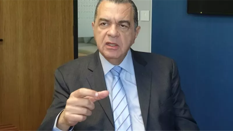 شريف الكيلاني يعتذر عن الاستمرار كنائب وزير المالية لظروف شخصية