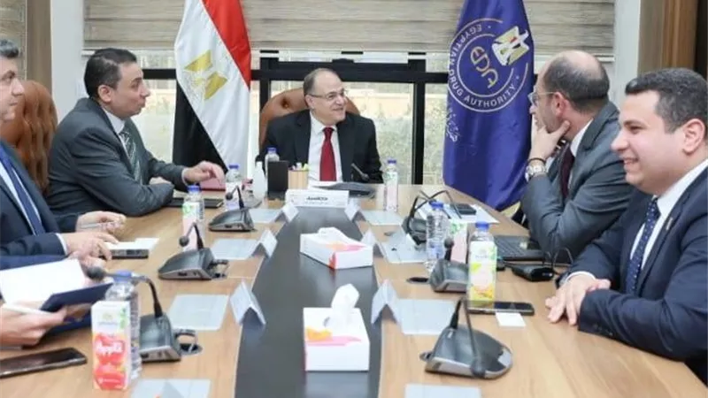 هيئة الدواء المصرية تبحث مع مستشفيات كليوباترا تطوير جودة الخدمات الطبية