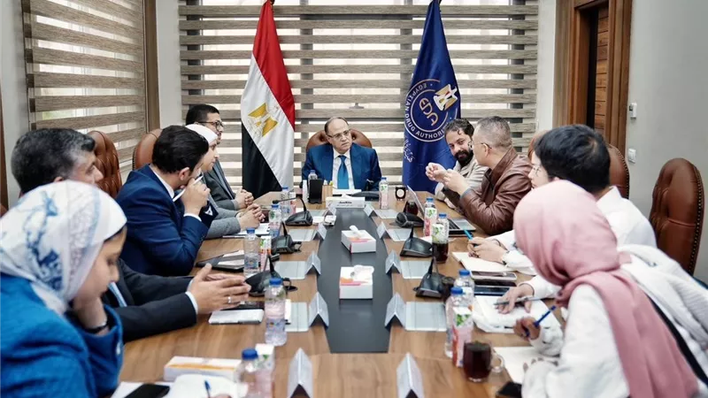 هيئة الدواء تبحث مع «شينزن رويان» الصينية تعزيز التعاون في التكنولوجيا الحيوية