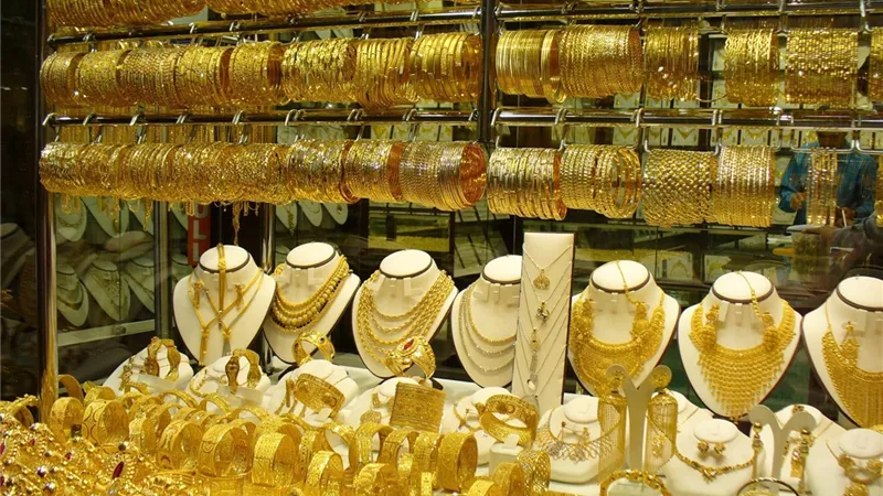 سعر الذهب اليوم الأربعاء 17 ديسمبر 2025 في مصر