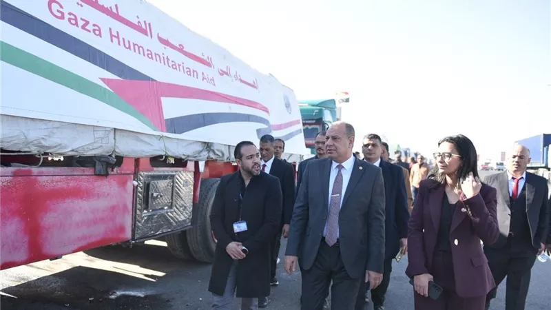 « التموين» تطلق القافلة 15 من المساعدات الإغاثية العاجلة إلى قطاع غزة 
