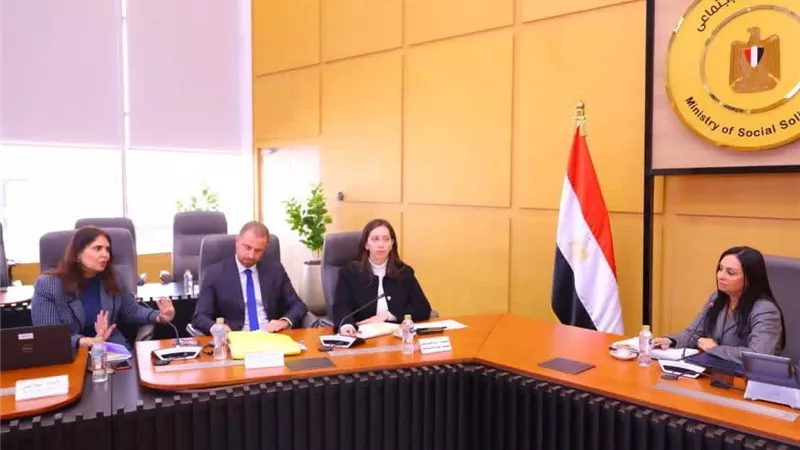 «تكافل وكرامة» أمام البنك الدولي: 8.1 مليون أسرة استفادت و54 مليار جنيه موازنة البرنامج