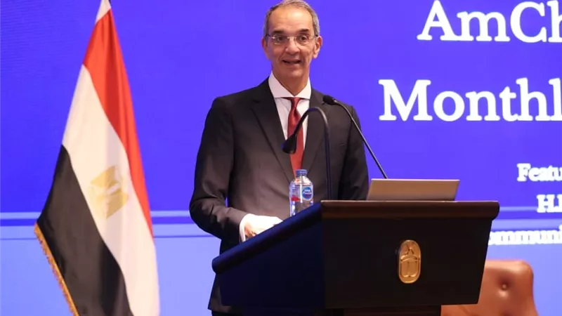 وزير الاتصالات: نوفر 210 خدمة حكومية عبر منصة مصر الرقمية.. وعدد مستخدمى المنصة يتجاوز 10 ملايين 