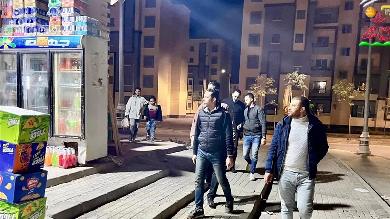 رئيس جهاز حدائق العاصمة يواصل جولات مكثفة لمتابعة الأسواق والمحلات التجارية 