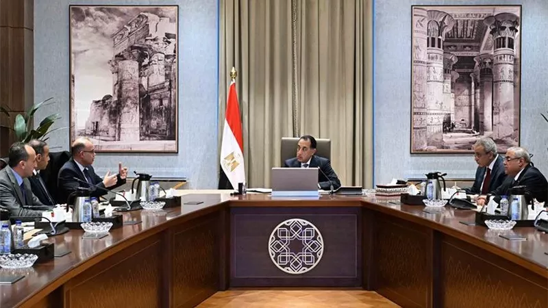 رئيس الوزراء يتابع خطة التوسع لطرح شركات جديدة بالبورصة خلال عام 2026
