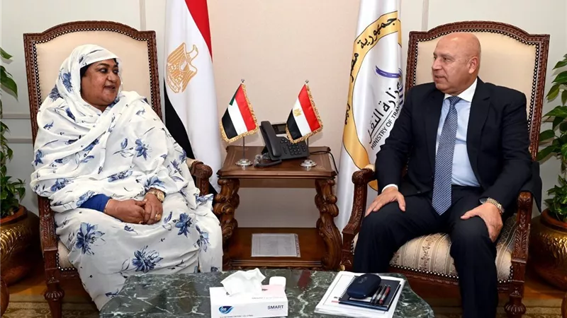 مصر والسودان تبحثان تعزيز التكامل الصناعي والتجاري بين البلدين