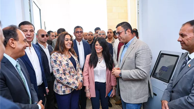 حصاد «التخطيط».. 450 ألف معاملة حكومية و156 خدمة رقمية.. وتطوير 393 مركزًا تكنولوجيًا 