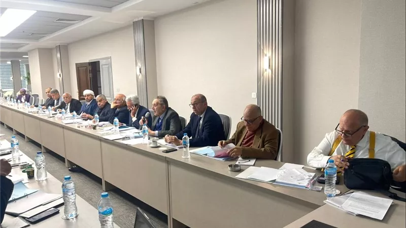 اتحاد الغرف التجارية يعتمد وثيقة التطوير الاستراتيجي 2026-2030 لإعادة الهيكلة