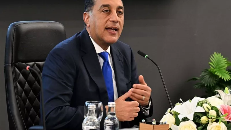 بتكلفة 25 مليار جنيه.. «مدبولي»: 5 مشروعات صحية بالقاهرة والجيزة تدخل الخدمة في 2026 و2027