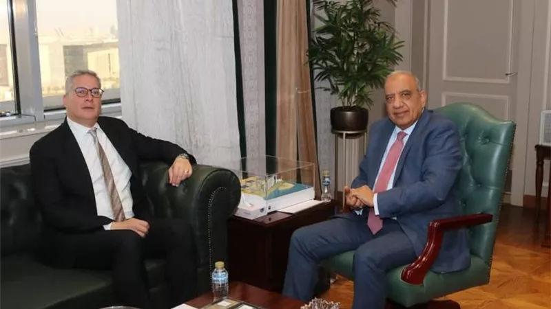 2500 ميجاوات طاقة متجددة.. خطة صيفية لضمان استقرار الشبكة الموحدة للكهرباء