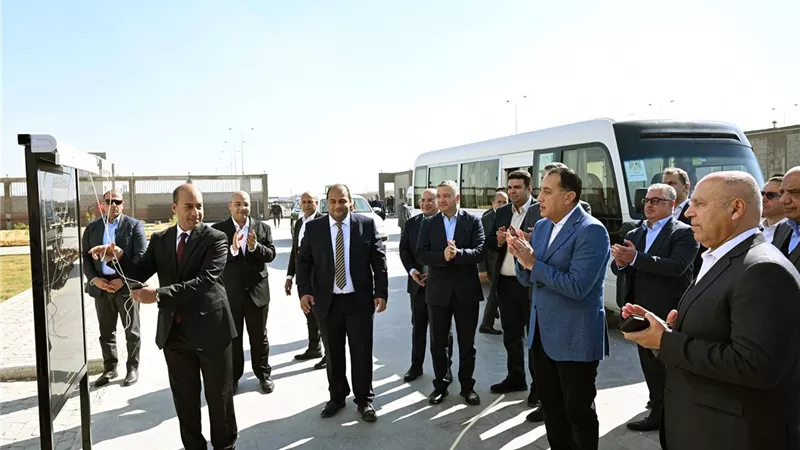 أول مصنع من نوعه في مصر لأرضيات SPC.. «مدبولي» يفتتح «كامستون» بالسخنة باستثمارات 8 ملايين دولار