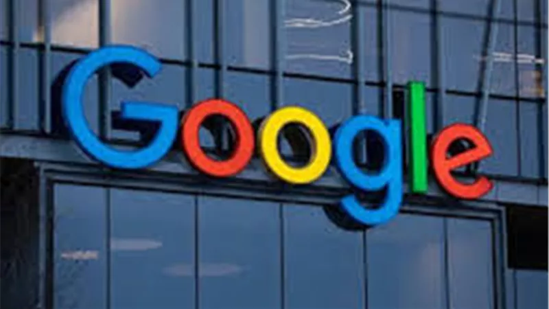 هيمنة شات جي بي تي تتراجع أمام جيميني.. حصته عند أدنى مستوى منذ 2023