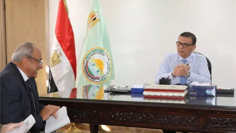 وزير الزراعة يفتح آفاق جديدة للتعاون مع «فلاحة البساتين» لدعم التنمية الزراعية