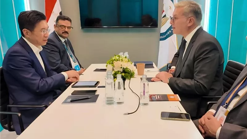 وزير البترول يناقش مع شركات صينية وبرازيلية كبرى فرص الاستثمار في مصر