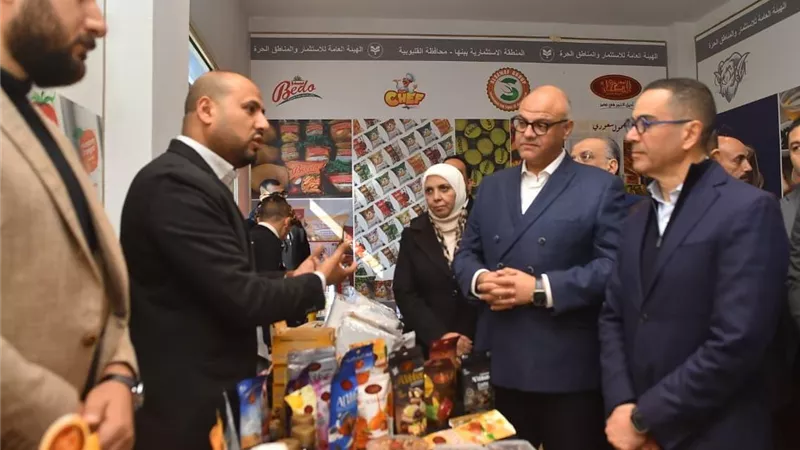 «الخطيب» يلتقي مستثمري بنها: المناطق الاستثمارية نموذج ناجح لتسهيل التراخيص وتوسيع الإنتاج