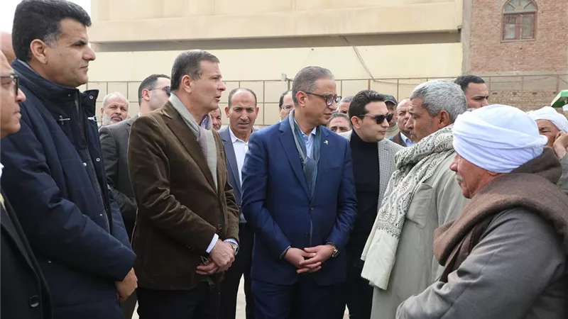علاء فاروق: 15 «فراطة ذرة» مجانية لدعم صغار المزارعين بالفيوم 