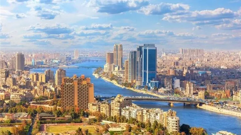 «بي إم أي» تتوقع تسارع نمو الاقتصاد المصري إلى 5.3% في 2026 