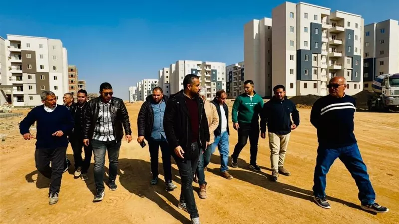 رئيس جهاز العبور الجديدة يتفقد طرق ومرافق المرحلة السادسة بسكن المصريين
