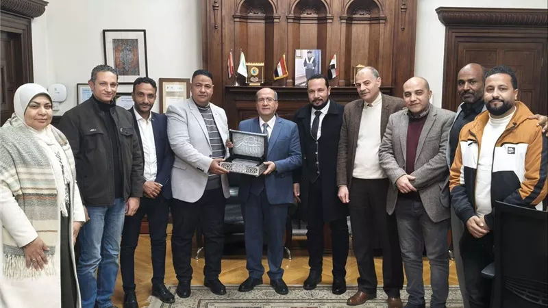 تفاصيل لقاء ممثلي العاملين برئيس القابضة لمياه الشرب لمناقشة ملفات الأجور والتسويات