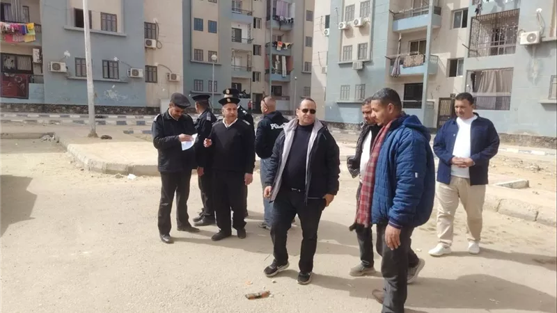 جهاز مدينة سوهاج الجديدة يشن حملة إزالة للمخالفات والإشغالات 