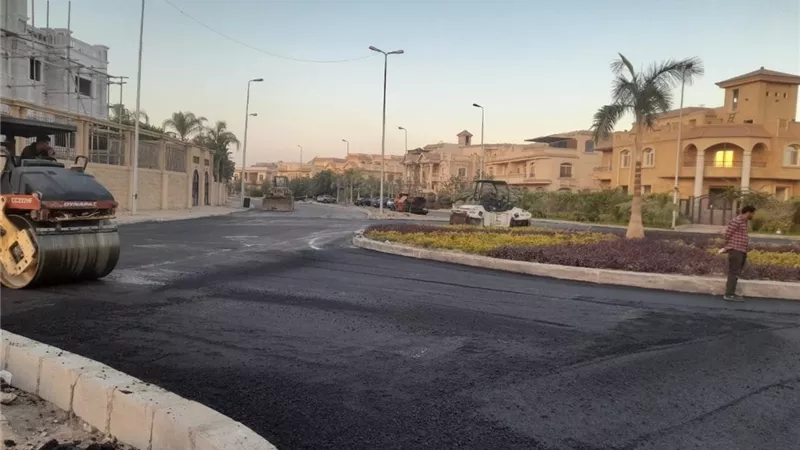 تنفيذ أعمال رفع الكفاءة والصيانة الشاملة للطرق بمدينة الشيخ زايد