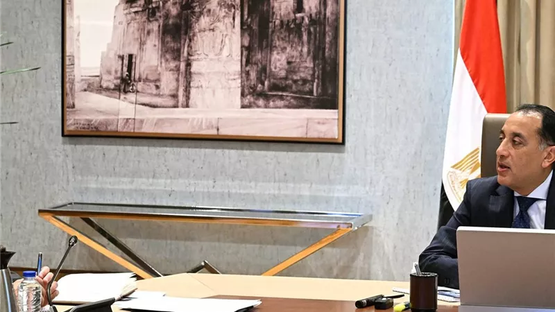مدبولي يتابع مع وزير المالية ملفات الاستثمار ونتائج المشاركة في منتدى دافوس
