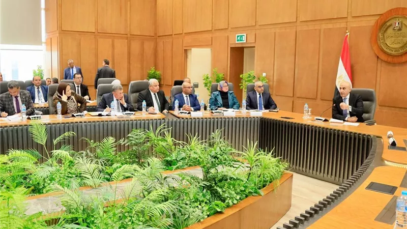 وزير التعليم يعلن انتهاء نظام الفترات المسائية بالمدارس بالكامل عام 2027