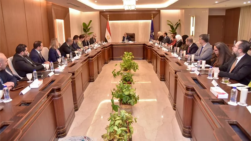 شراكة استراتيجية..