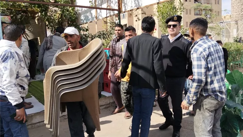تنفيذ 130 قرار إزالة وغلق المحلات المخالفة بالعاشر من رمضان